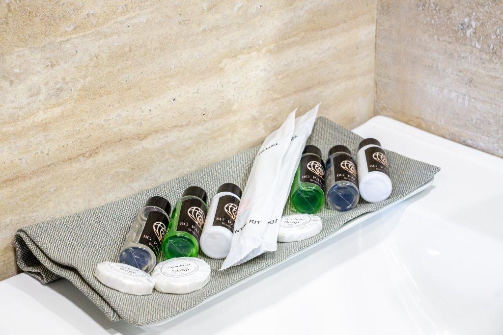 Bg Palace Hotel Tbilisi Ngoại thất bức ảnh