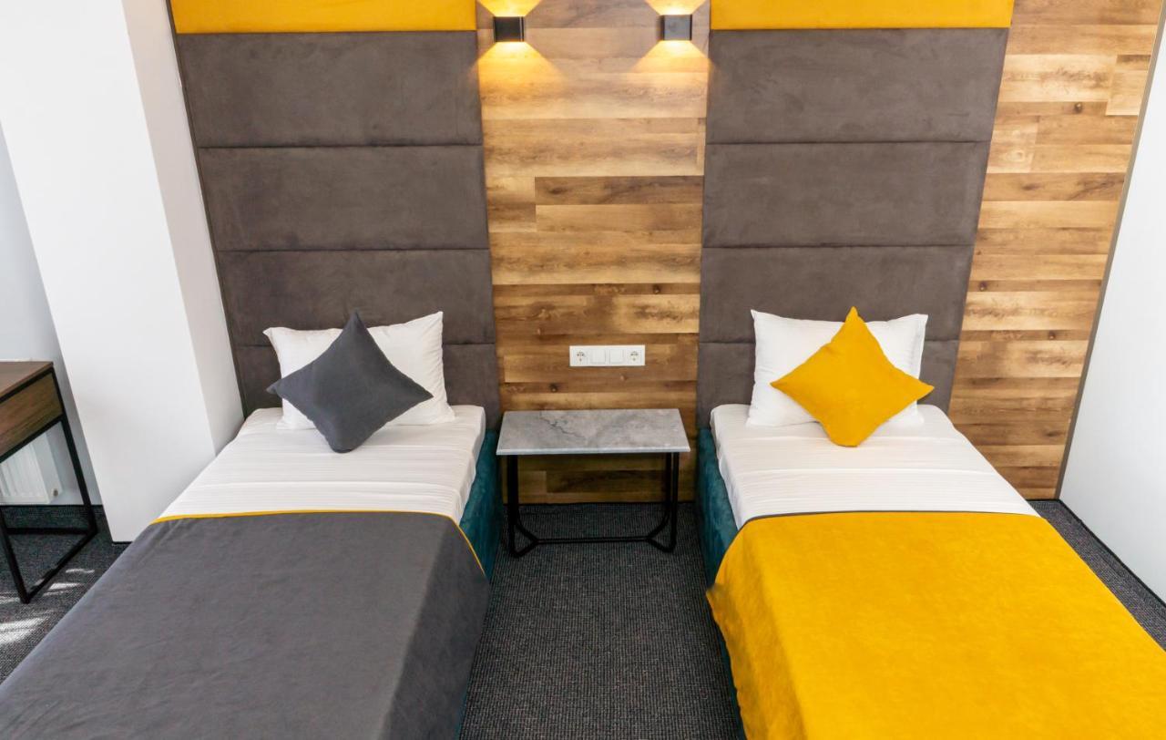 Bg Palace Hotel Tbilisi Ngoại thất bức ảnh