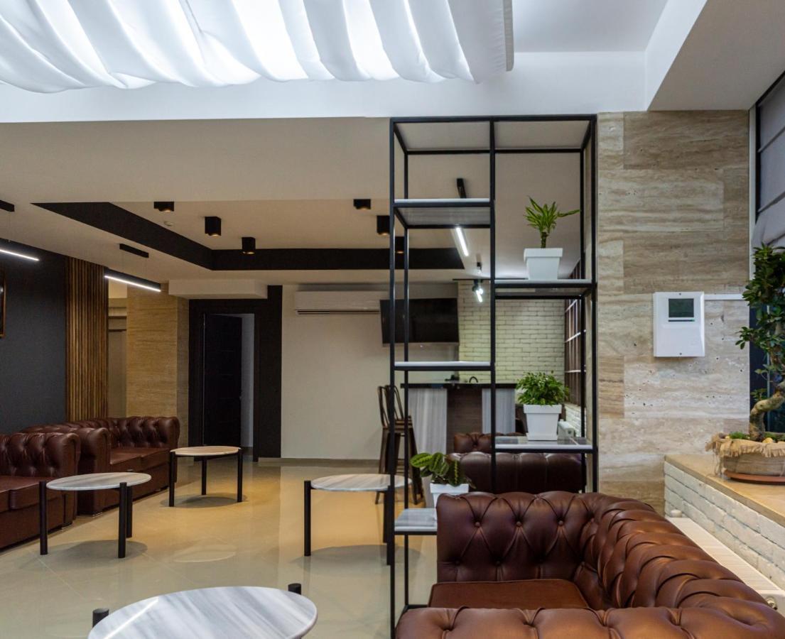 Bg Palace Hotel Tbilisi Ngoại thất bức ảnh