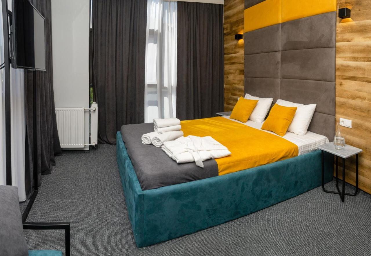 Bg Palace Hotel Tbilisi Ngoại thất bức ảnh