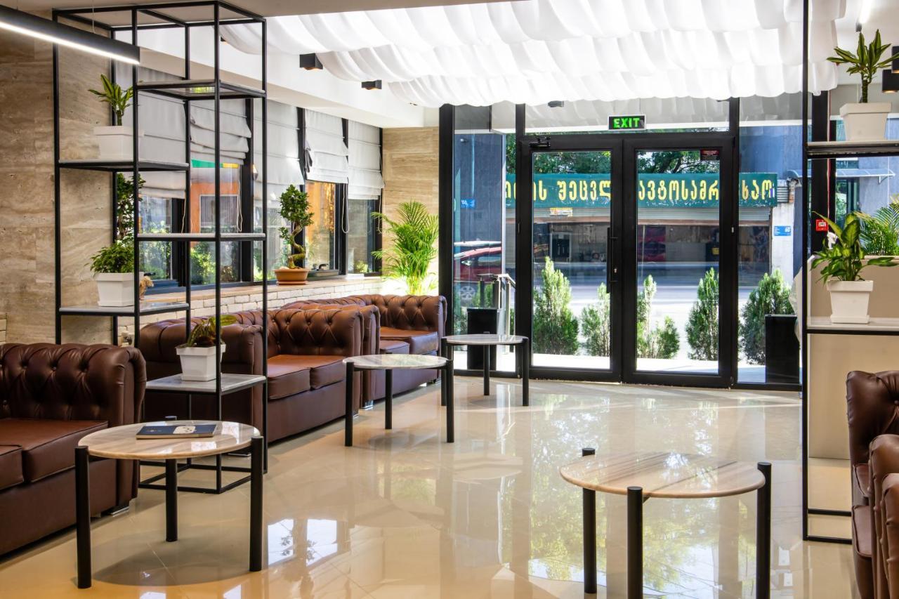 Bg Palace Hotel Tbilisi Ngoại thất bức ảnh
