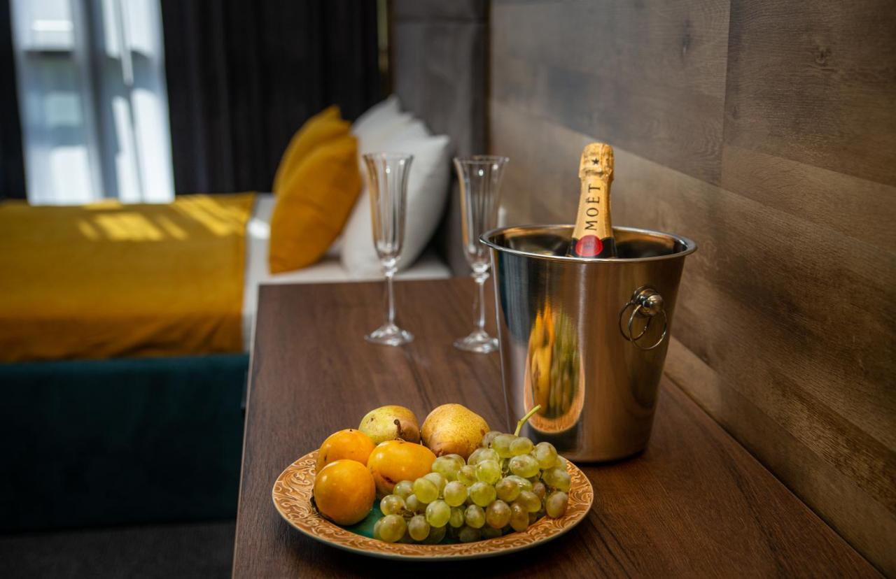 Bg Palace Hotel Tbilisi Ngoại thất bức ảnh